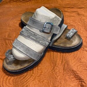 COPY - NAOT Genuine Leather Women’s Cork Footbed Sandals Sz 6 EUC